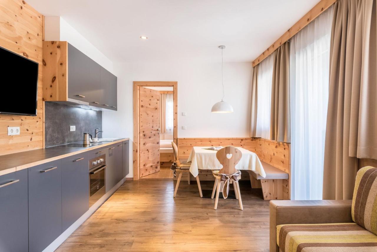 Superior Apartments Marialisa Tulpe 丘萨 外观 照片